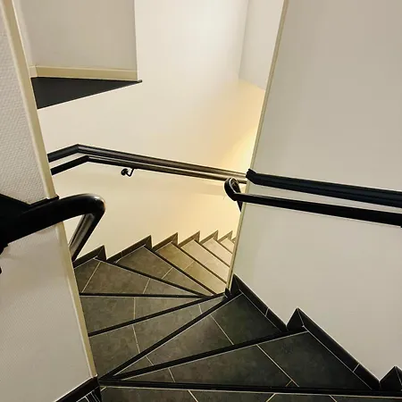 Stylish Pad - Walk To